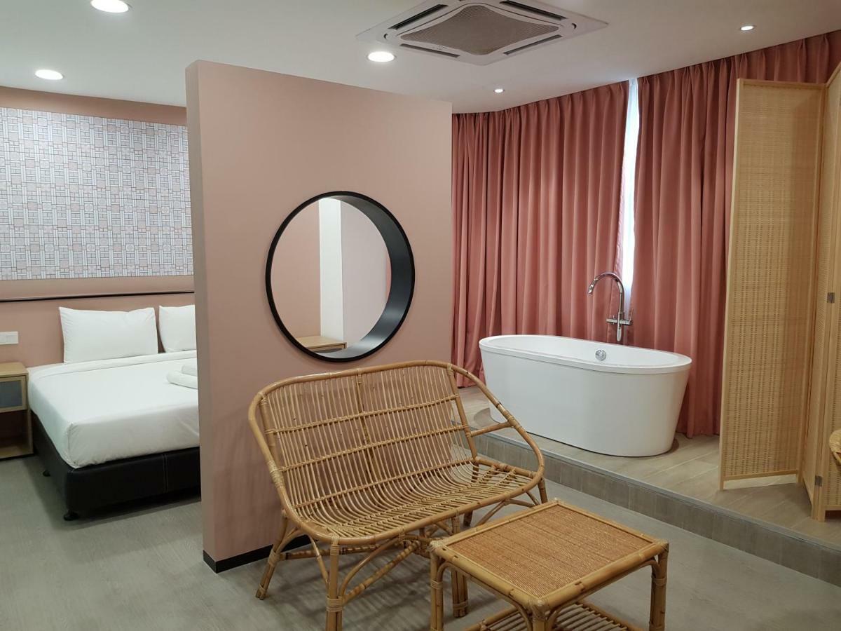 Bloommaze Boutique Hotel Klang Exteriör bild