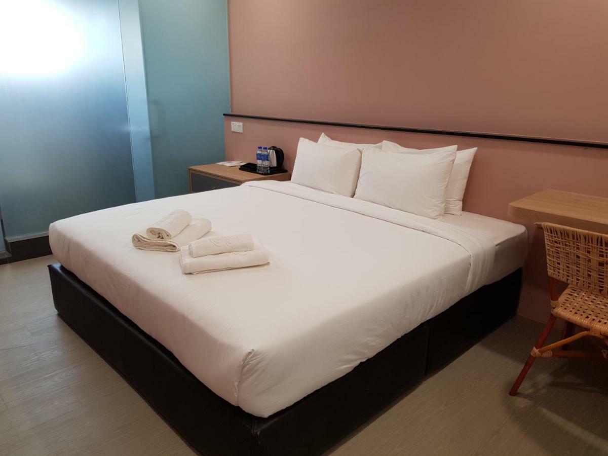 Bloommaze Boutique Hotel Klang Exteriör bild
